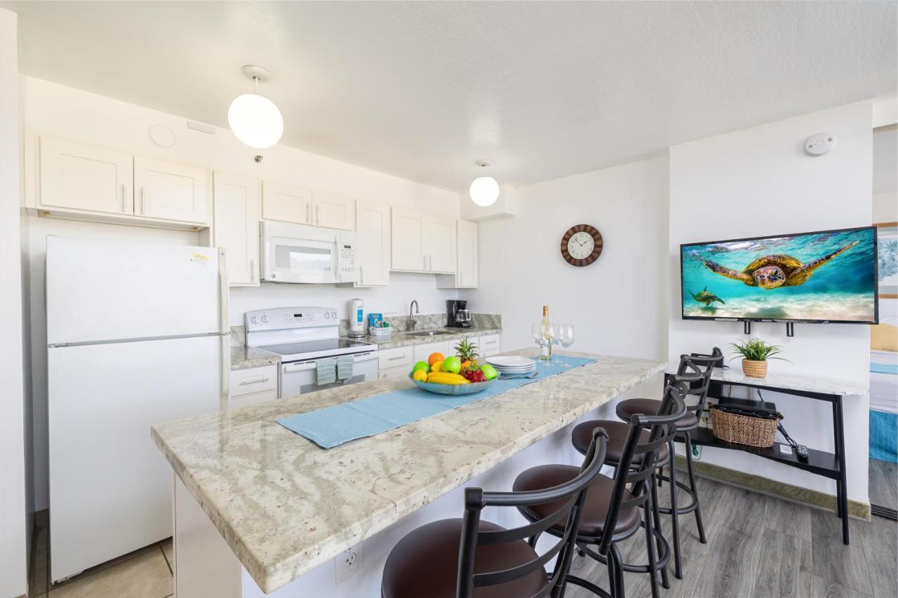 Waikiki Escapade Mountain Views Condo, Steps To Beach With Parking Perk Honolulu Dış mekan fotoğraf