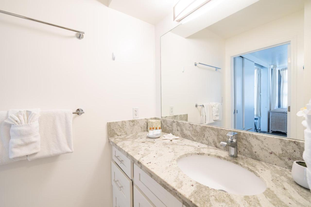 Waikiki Escapade Mountain Views Condo, Steps To Beach With Parking Perk Honolulu Dış mekan fotoğraf