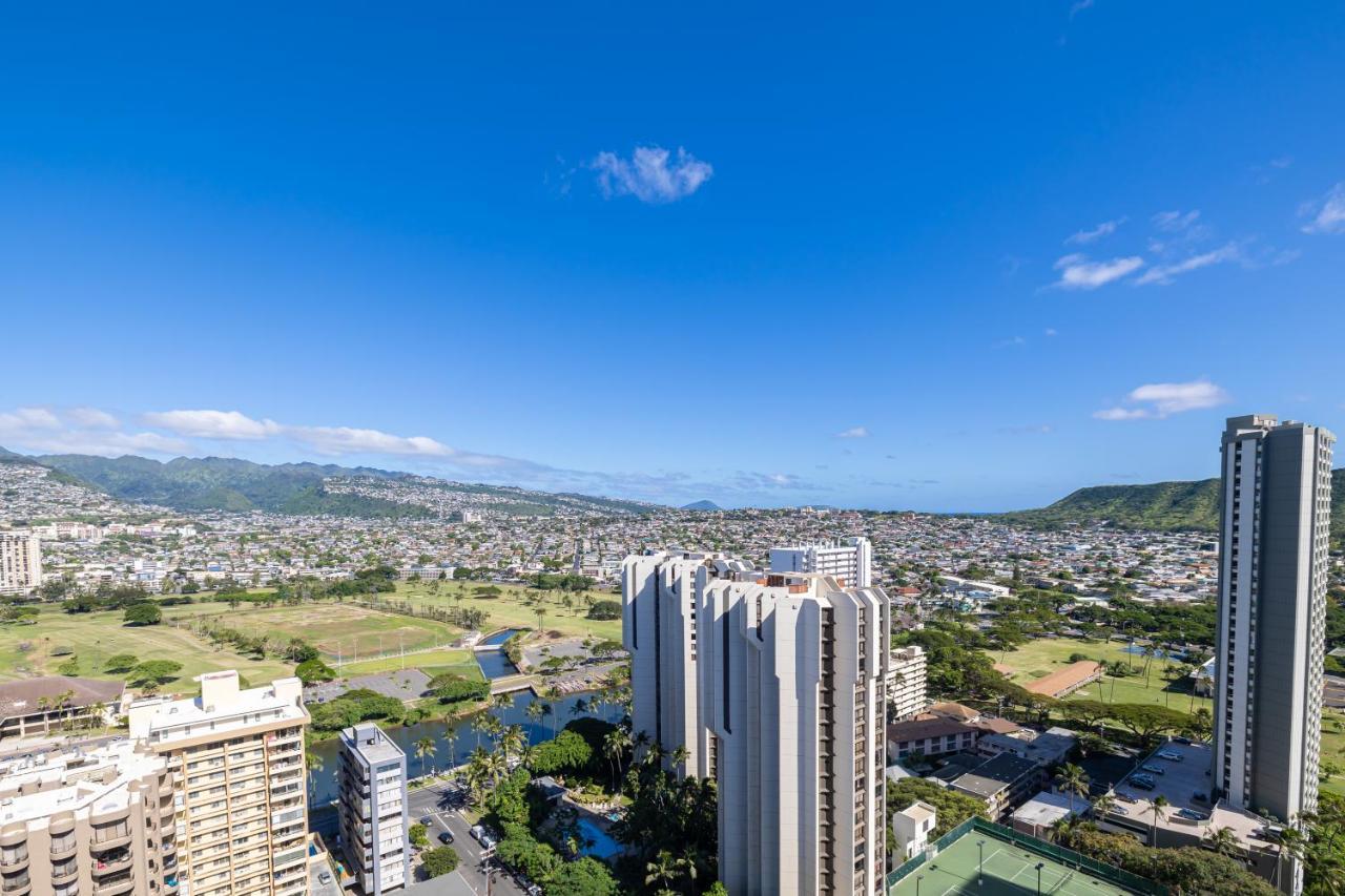 Waikiki Escapade Mountain Views Condo, Steps To Beach With Parking Perk Honolulu Dış mekan fotoğraf