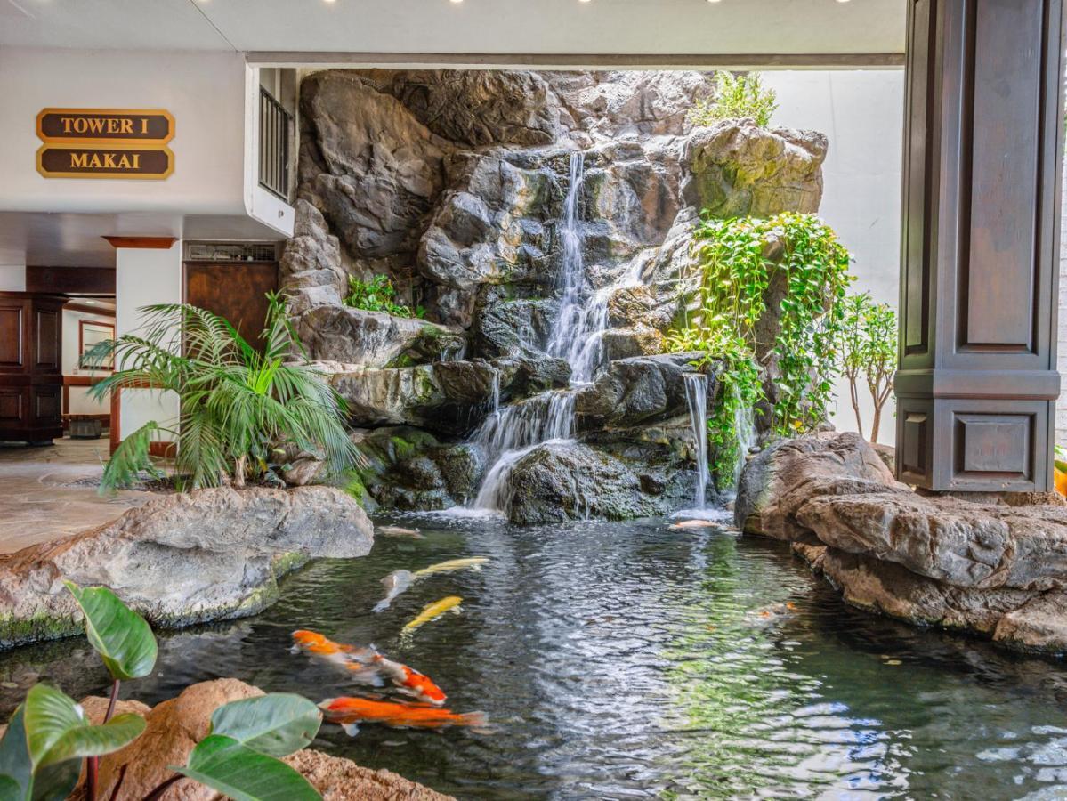 Waikiki Escapade Mountain Views Condo, Steps To Beach With Parking Perk Honolulu Dış mekan fotoğraf
