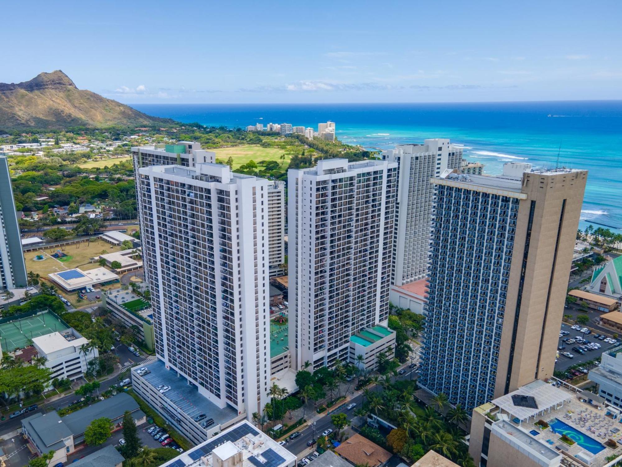Waikiki Escapade Mountain Views Condo, Steps To Beach With Parking Perk Honolulu Dış mekan fotoğraf