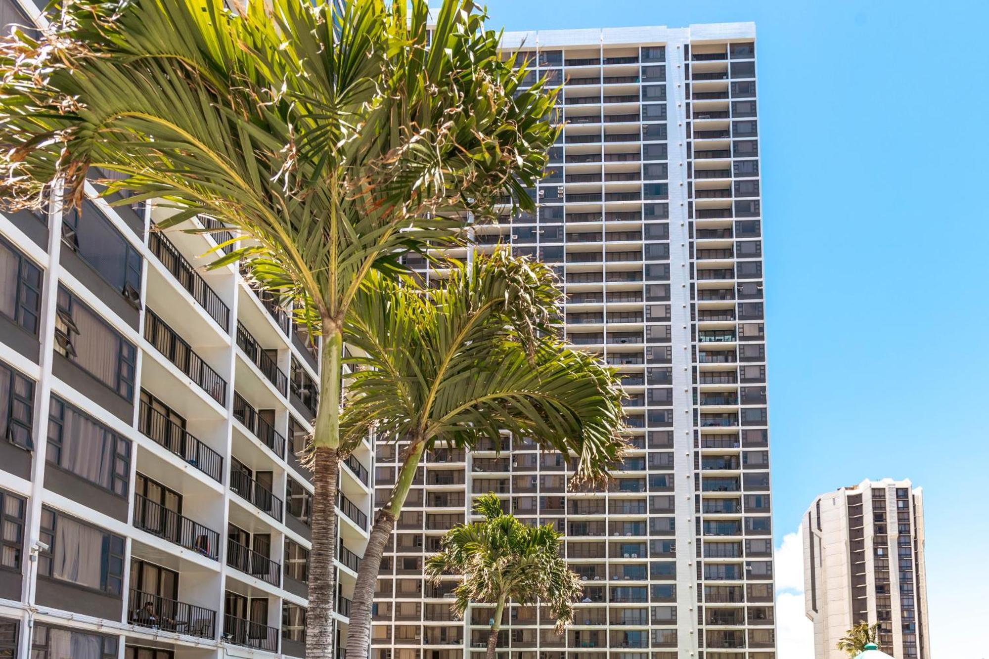 Waikiki Escapade Mountain Views Condo, Steps To Beach With Parking Perk Honolulu Dış mekan fotoğraf