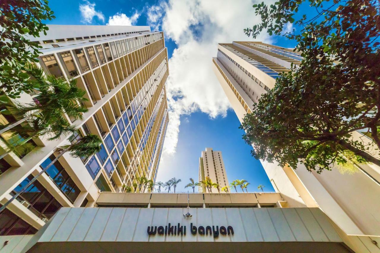 Waikiki Escapade Mountain Views Condo, Steps To Beach With Parking Perk Honolulu Dış mekan fotoğraf